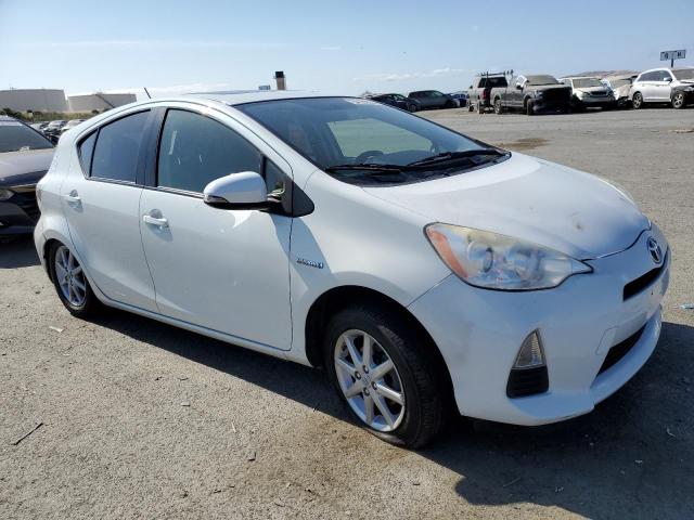 Photo 4 from auction – 2012 TOYOTA PRIUS C with VIN JTDKDTB38C1017794