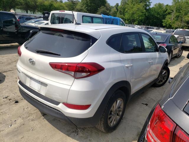 Photo 3 from auction – 2017 HYUNDAI TUCSON SE with VIN KM8J23A41HU413613