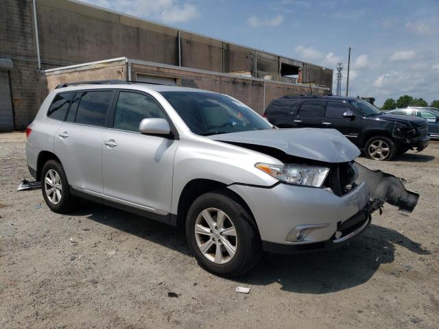 Photo 4 from auction – 2011 TOYOTA HIGHLANDER with VIN 5TDBK3EH2BS081392