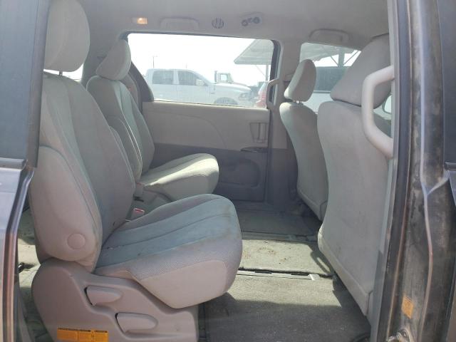 Photo 11 from auction – 2011 TOYOTA SIENNA with VIN 5TDKA3DC5BS008462