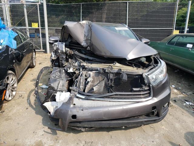 Photo 5 from auction – 2016 TOYOTA HIGHLANDER with VIN 5TDJKRFHXGS256654