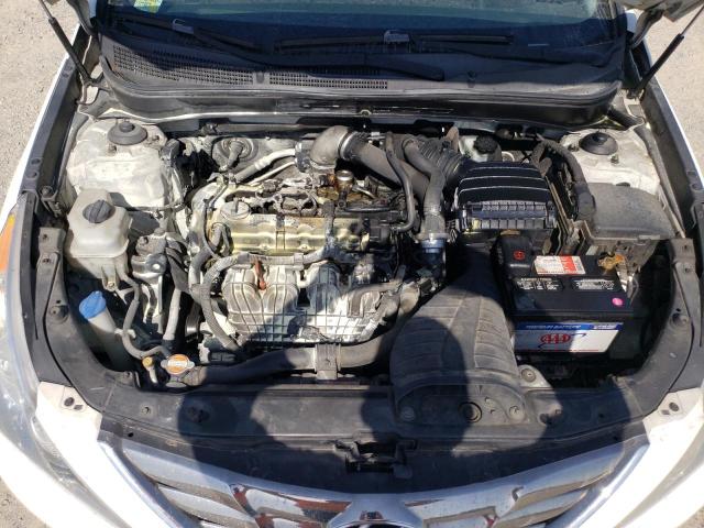 Photo 11 from auction – 2012 HYUNDAI SONATA SE with VIN 5NPEC4AB1CH446914