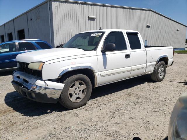 CHEVROLET SILVERADO 2006 with VIN 1GCEC19Z96Z232718 - Photo from auction