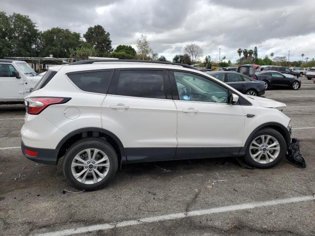 Photo 3 from auction – 2018 FORD ESCAPE SE with VIN 1FMCU0GD7JUA24120