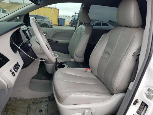 Photo 7 from auction – 2014 TOYOTA SIENNA XLE with VIN 5TDYK3DC5ES465963