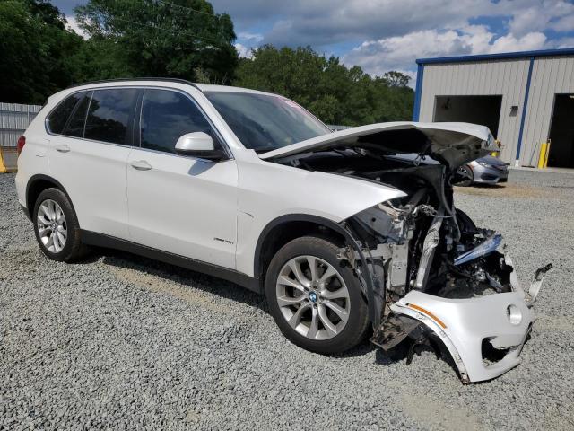 Photo 4 from auction – 2016 BMW X5 XDRIVE3 with VIN 5UXKR0C5XG0P24129