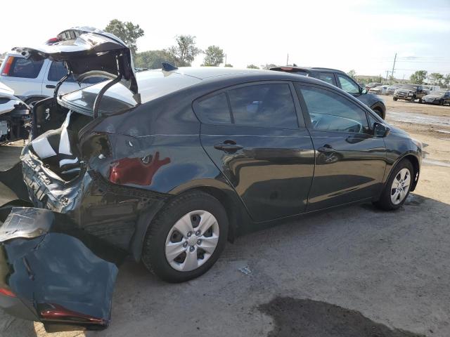 Photo 3 from auction – 2017 KIA FORTE LX with VIN 3KPFK4A7XHE049961