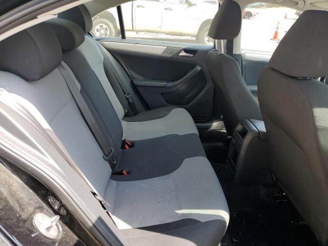 Photo 10 from auction – 2017 VOLKSWAGEN JETTA S with VIN 3VW2B7AJ2HM319778