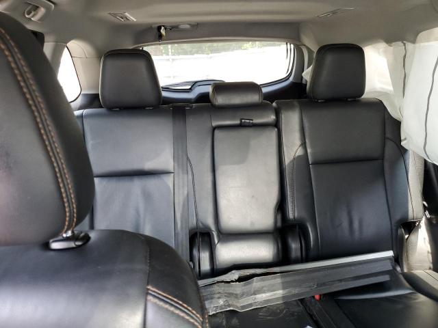 Photo 10 from auction – 2017 TOYOTA HIGHLANDER with VIN 5TDJGRFHXHS026082