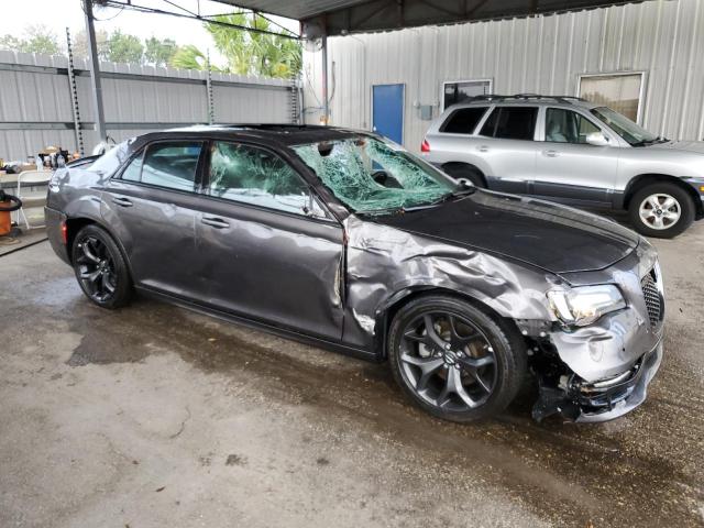 Photo 4 from auction – 2022 CHRYSLER 300 S with VIN 2C3CCABTXNH232730