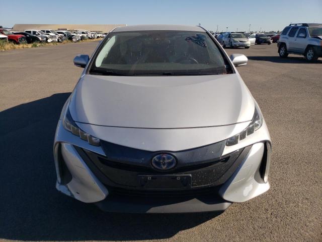 Photo 5 from auction – 2018 TOYOTA PRIUS PRIM with VIN JTDKARFP4J3103422