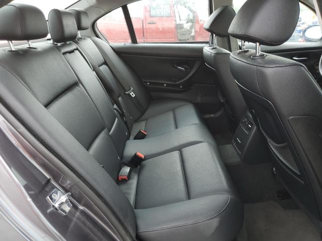 Photo 10 from auction – 2006 BMW 325 XI with VIN WBAVD13546KV11860