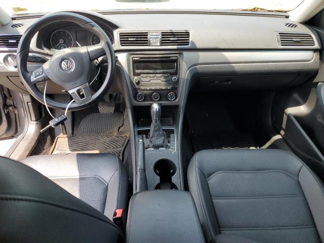Photo 8 from auction – 2014 VOLKSWAGEN PASSAT S with VIN 1VWAT7A35EC037576