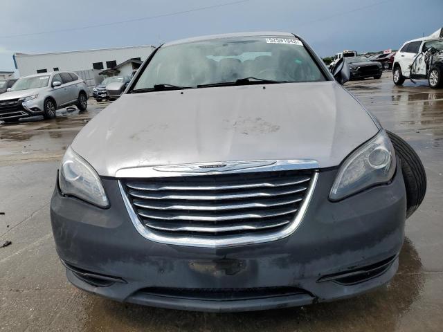 Photo 5 from auction – 2014 CHRYSLER 200 TOURIN with VIN 1C3CCBBG7EN178786