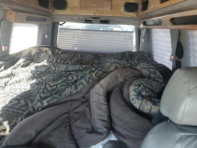 Photo 10 from auction – 2003 CHEVROLET ASTRO with VIN 1GBDM19X63B142667
