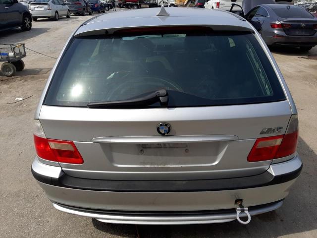 Photo 6 from auction – 2000 BMW 323 IT with VIN WBAAR3343YJB35442