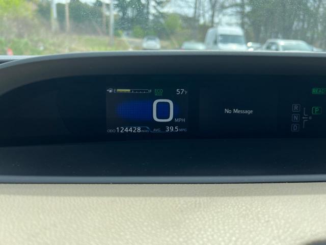 Photo 8 from auction – 2016 TOYOTA PRIUS with VIN JTDKARFU5G3527027