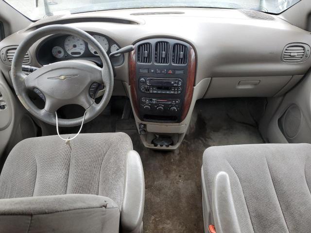 Photo 8 from auction – 2002 CHRYSLER TOWN & COU with VIN 2C8GP44322R722891