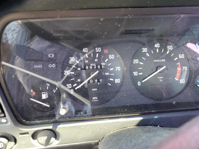 Photo 9 from auction – 1982 BMW 320 I with VIN WBAAG3306C8054015