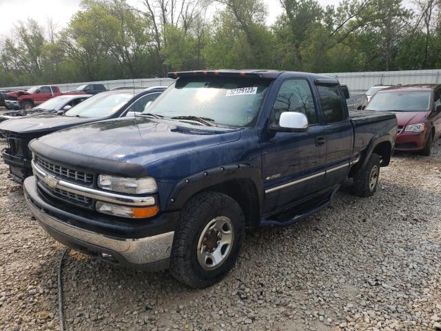 CHEVROLET SILVERADO 2000 with VIN 1GCFC29U7YE383016 - Photo from auction