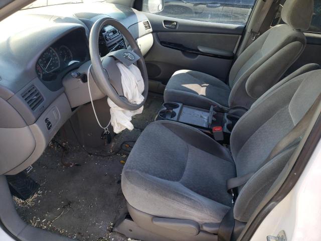 Photo 7 from auction – 2005 TOYOTA SIENNA CE with VIN 5TDZA23C35S300299