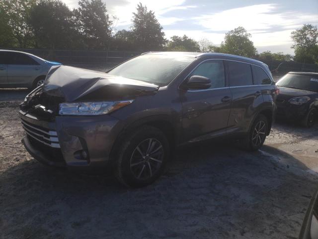 TOYOTA HIGHLANDER 2019 with VIN 5TDJZRFH8KS562790 - Photo from auction