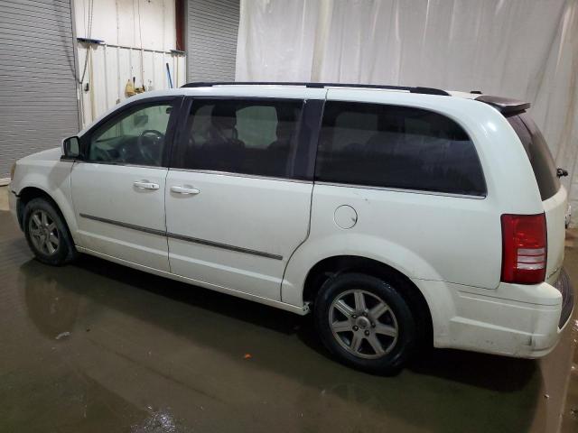 Photo 2 from auction – 2010 CHRYSLER TOWN & COU with VIN 2A4RR5D14AR347278
