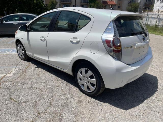 Photo 4 from auction – 2014 TOYOTA PRIUS C with VIN JTDKDTB31E1565834
