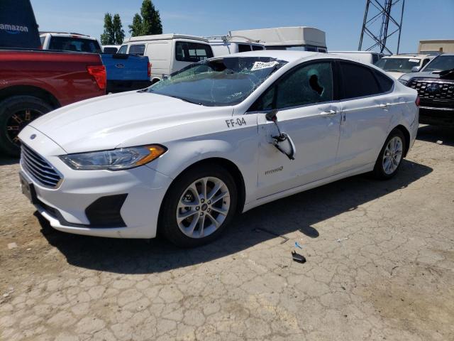 FORD FUSION 2019 with VIN 3FA6P0LU9KR104371 - Photo from auction