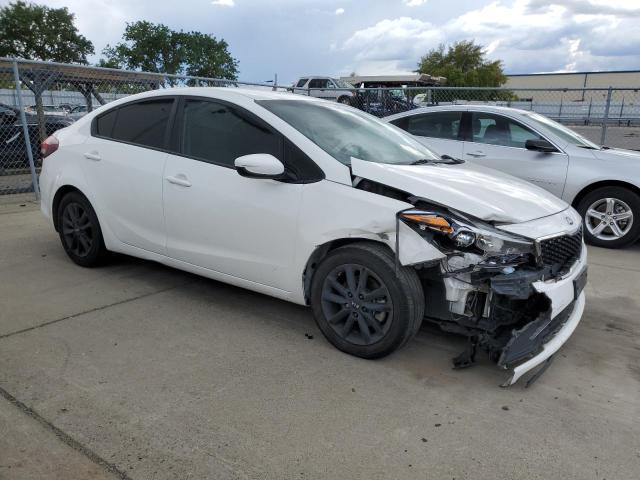 Photo 4 from auction – 2017 KIA FORTE LX with VIN 3KPFK4A74HE128137