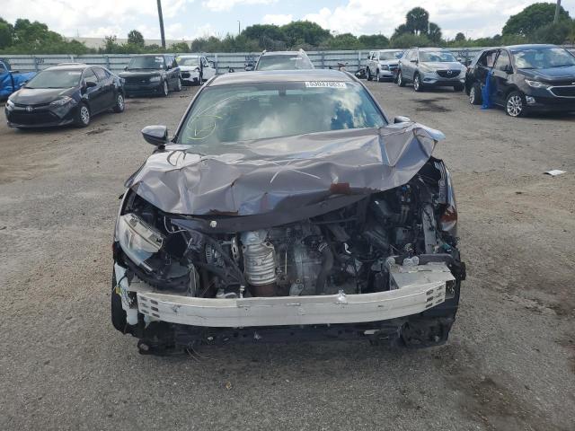Photo 5 from auction – 2017 HONDA CIVIC LX with VIN 19XFC2F56HE024158