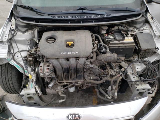 Photo 11 from auction – 2018 KIA FORTE LX with VIN 3KPFK4A72JE226945