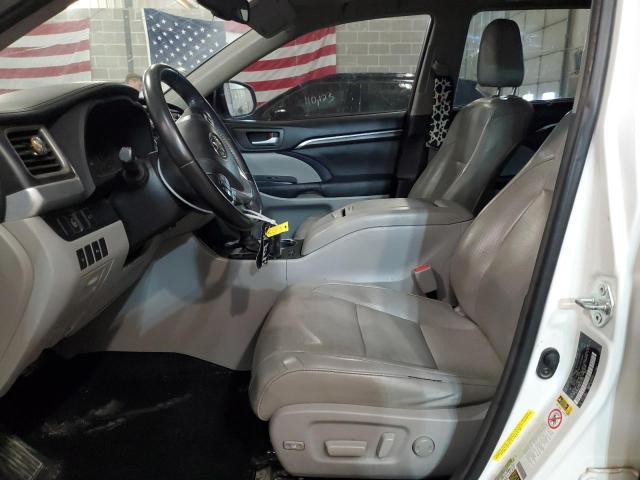 Photo 7 from auction – 2015 TOYOTA HIGHLANDER with VIN 5TDYKRFH8FS071855