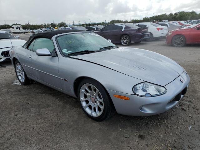Photo 4 from auction – 2000 JAGUAR XKR with VIN SAJJA42B7YPA10460