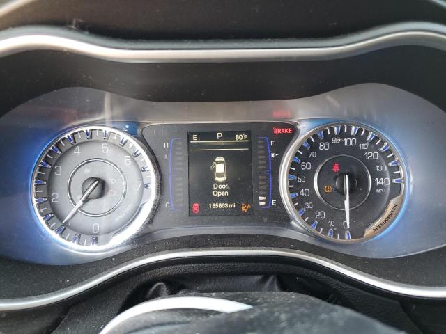 Photo 9 from auction – 2015 CHRYSLER 200 with VIN 1C3CCCAB5FN692388