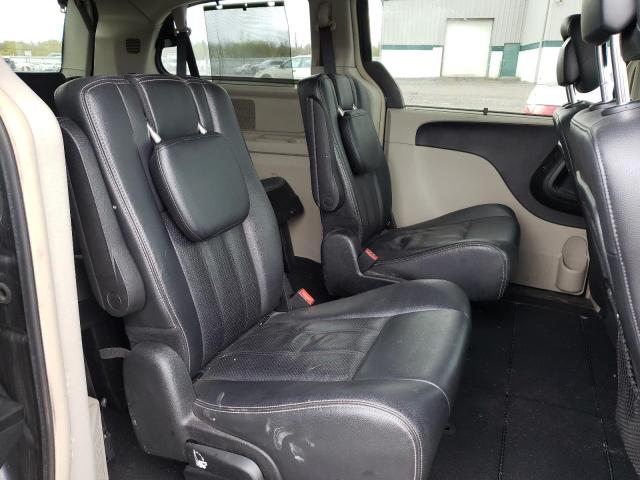Photo 11 from auction – 2014 CHRYSLER TOWN & COU with VIN 2C4RC1CG2ER277677