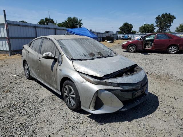 Photo 4 from auction – 2018 TOYOTA PRIUS PRIM with VIN JTDKARFP7J3101843