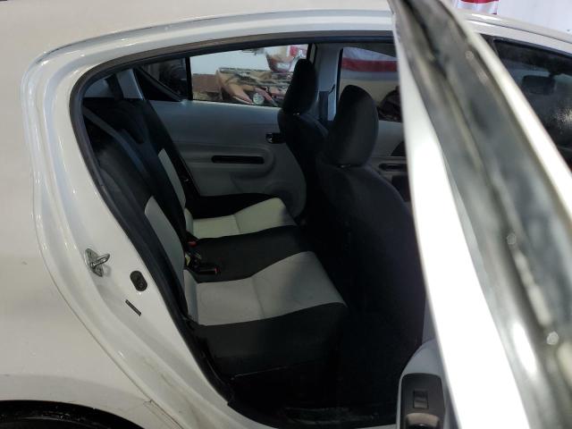 Photo 10 from auction – 2012 TOYOTA PRIUS C with VIN JTDKDTB3XC1527046