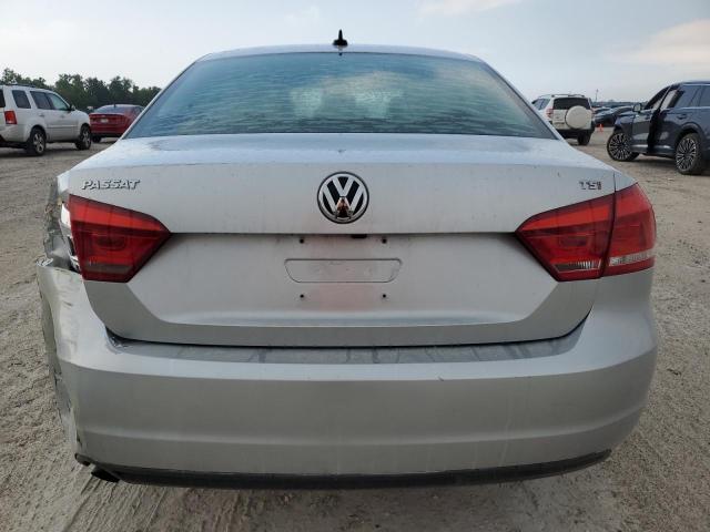 Photo 6 from auction – 2015 VOLKSWAGEN PASSAT S with VIN 1VWAS7A38FC069796