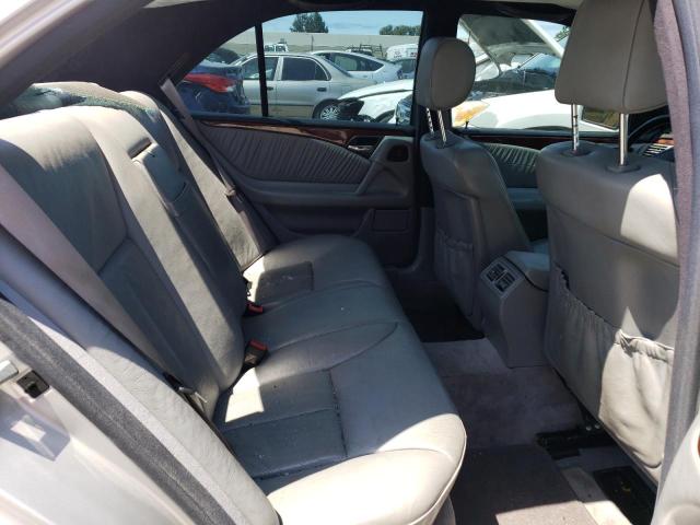Photo 10 from auction – 1998 MERCEDES-BENZ E 320 with VIN WDBJF65F3WA708246