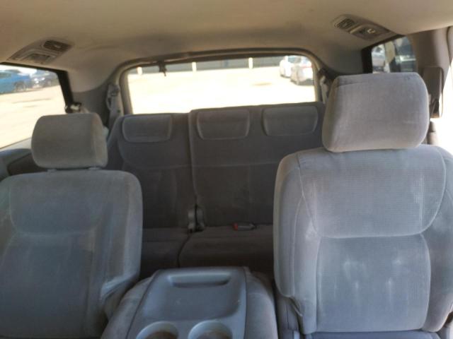 Photo 10 from auction – 2004 TOYOTA SIENNA CE with VIN 5TDZA23C34S138141