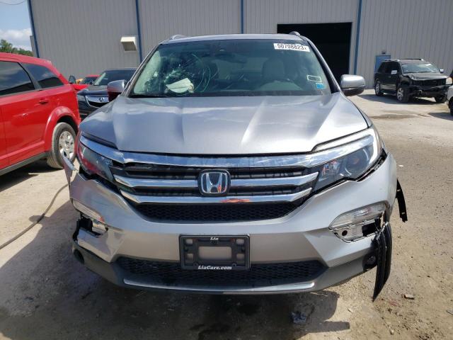 Photo 5 from auction – 2017 HONDA PILOT TOUR with VIN 5FNYF6H90HB034217