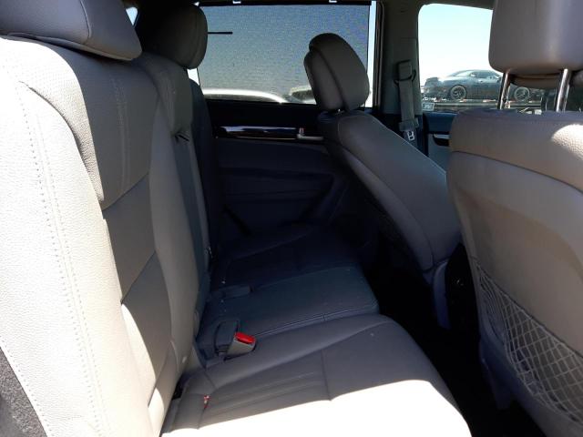 Photo 11 from auction – 2015 KIA SORENTO SX with VIN 5XYKW4A71FG628808