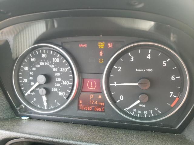 Photo 9 from auction – 2006 BMW 325 XI with VIN WBAVD13596KV05665