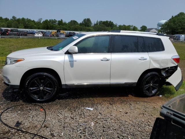 TOYOTA HIGHLANDER 2011 with VIN 5TDDK3EH0BS067130 - Photo from auction