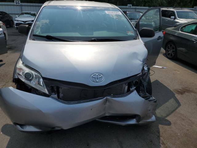 Photo 5 from auction – 2015 TOYOTA SIENNA with VIN 5TDZK3DC2FS535974