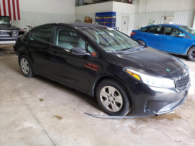 Photo 4 from auction – 2017 KIA FORTE LX with VIN 3KPFK4A7XHE032710