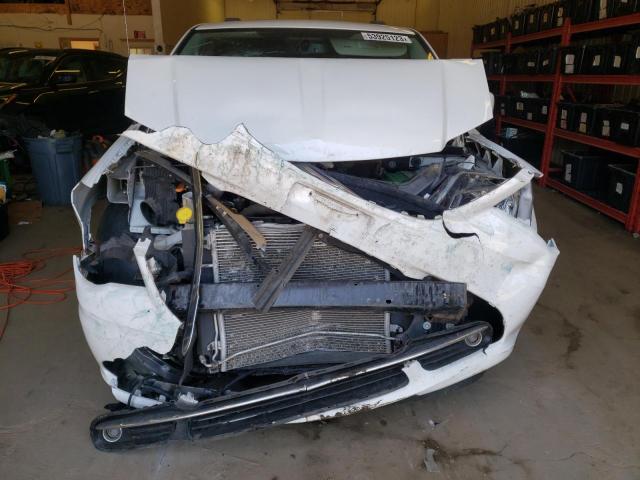 Photo 5 from auction – 2016 CHRYSLER TOWN & COU with VIN 2C4RC1CG3GR285547