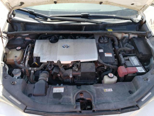 Photo 11 from auction – 2017 TOYOTA PRIUS with VIN JTDKBRFU7H3045786