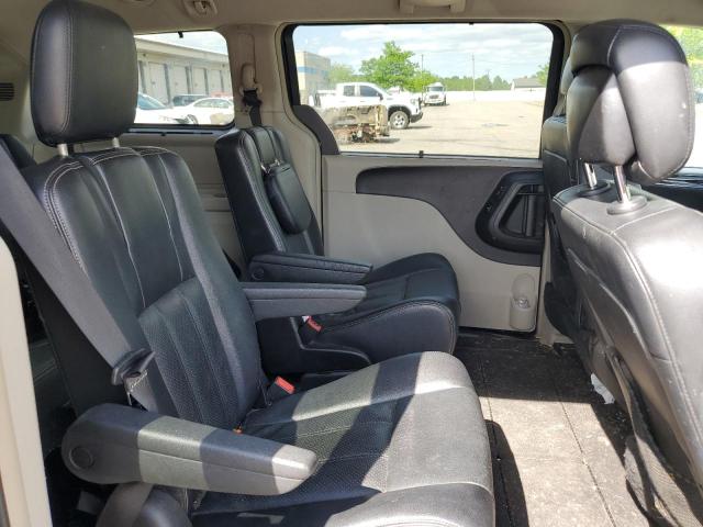 Photo 11 from auction – 2013 CHRYSLER TOWN & COU with VIN 2C4RC1CG1DR682962